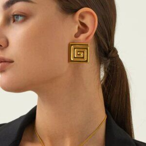 SPIRAL SQUARE STATEMENT EARRINGS